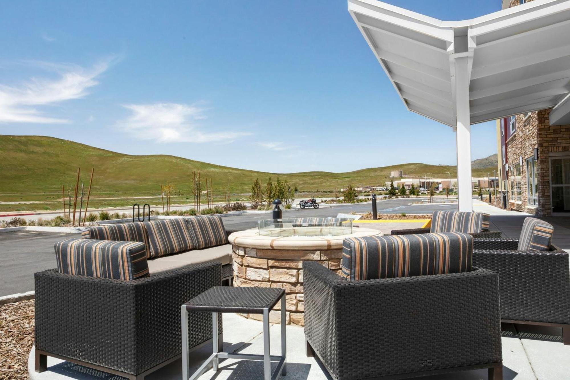 Towneplace Suites By Marriott Tehachapi Esterno foto